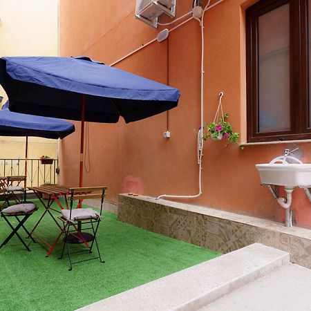 Casta Diva Holiday Rooms Catania Ngoại thất bức ảnh
