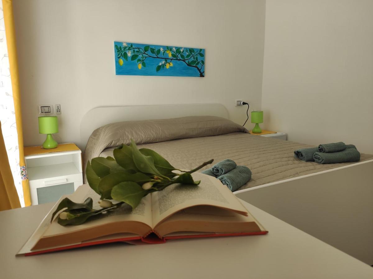 Casta Diva Holiday Rooms Catania Ngoại thất bức ảnh